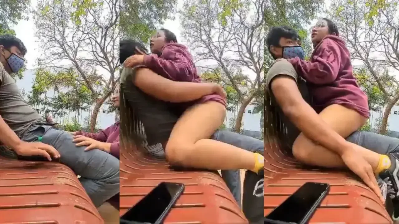 Bokep Remaja Ngentot Mesum Di Bangku Taman (Koleksi Dr. Ping...